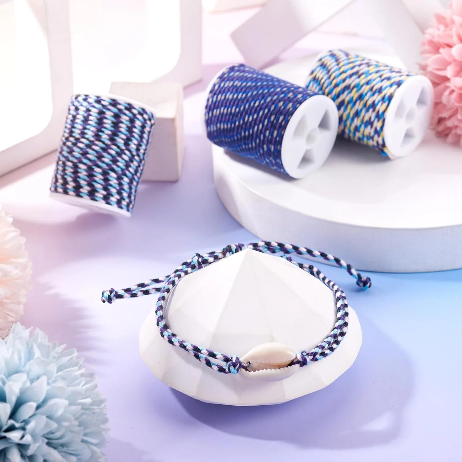 Spritewelry 4 رول نخ پلی استر متالیک 4 لایه طناب بافته شده مکرومه برای ساخت جواهرات DIY، خیاطی، آویزهای دیواری دست ساز، مهمانی، دکوراسیون منزل، 1.5 میلی متر، آبی Spritewelry 4 رول نخ پلی استر متالیک 4 لایه طناب بافته شده مکرومه برای ساخت جواهرات DIY، خیاطی، آویزهای دیواری دست ساز، مهمانی، دکوراسیون منزل، 1.5 میلی متر، آبی