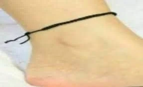 نخ پنبه ای مشکی SRIYUG، نخ کالا پنبه، نخ سیاه مذهبی نظر دهاگا، کالا دهاگا نظر سوراکشا برای نوزادان پسر و دختر.