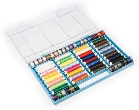 مجموعه 64 عددی نخ های رنگی زِتل آلتزتا (100% پلی استر، مناسب برای چرخ خیاطی) مجموعه 64 عددی نخ های رنگی زِتل آلتزتا (100% پلی استر، مناسب برای چرخ خیاطی)