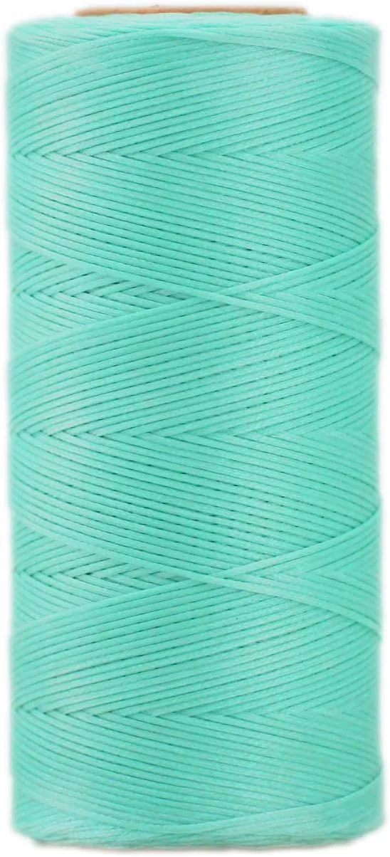 نخ موم زده 100% پلی استر ویکتوهوم، 150D/0.8mm، 247 متر. نخ های چند منظوره برای دوخت دستی پروژه های چرمی و صنایع دستی. (فیروزه ای) نخ موم زده 100% پلی استر ویکتوهوم، 150D/0.8mm، 247 متر. نخ های چند منظوره برای دوخت دستی پروژه های چرمی و صنایع دستی. (فیروزه ای)