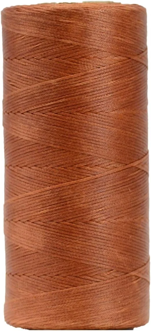 نخ موم زده 100% پلی استر Victohome، 150D/0.8mm، 247 متر. نخ های همه منظوره برای دوخت دستی پروژه های چرمی و صنایع دستی. (قهوه ای مایل به قرمز)