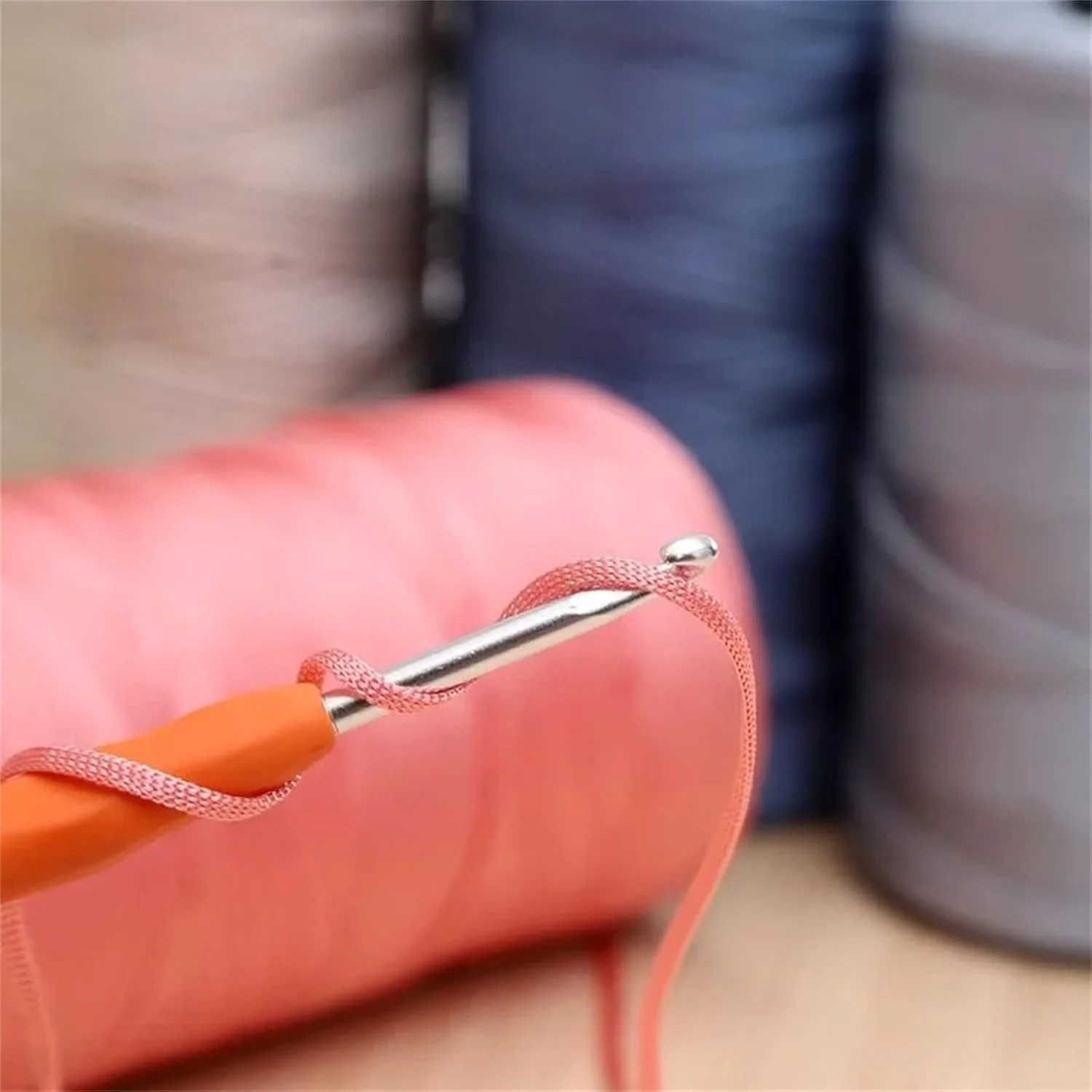 نخ خیاطی، کلاف نخ های رنگارنگ، نخ پلی استر 55 رنگ برای دوخت دستی کیف، کلاه، کفش، گلدوزی