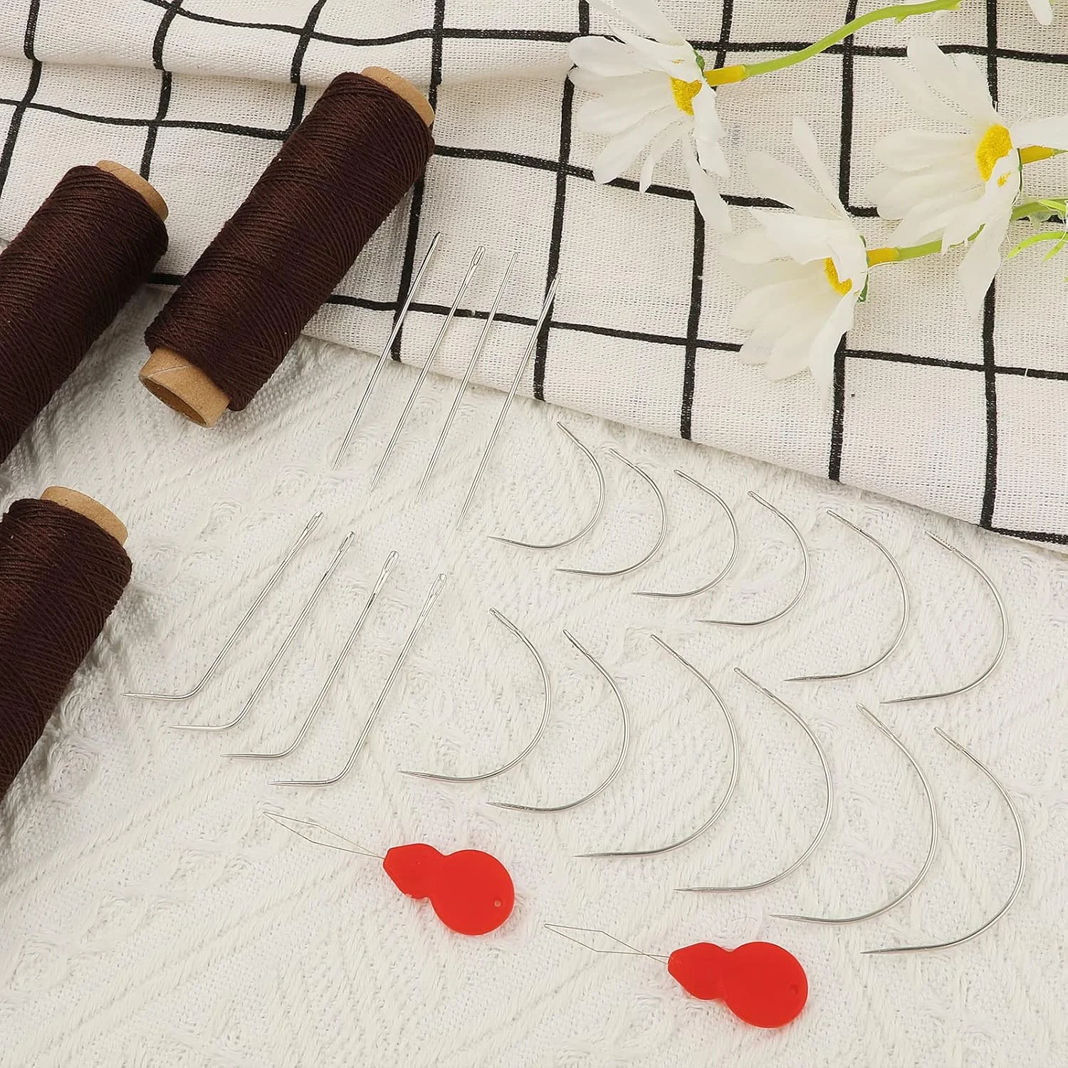 ست 25 عددی نخ و سوزن، شامل سوزن های خمیده، نخ قهوه ای و ابزار بافت به همراه لوازم جانبی و ملزومات خیاطی برای ساخت کلاه گیس، دوخت مو و بافت مو ست 25 عددی نخ و سوزن، شامل سوزن های خمیده، نخ قهوه ای و ابزار بافت به همراه لوازم جانبی و ملزومات خیاطی برای ساخت کلاه گیس، دوخت مو و بافت مو