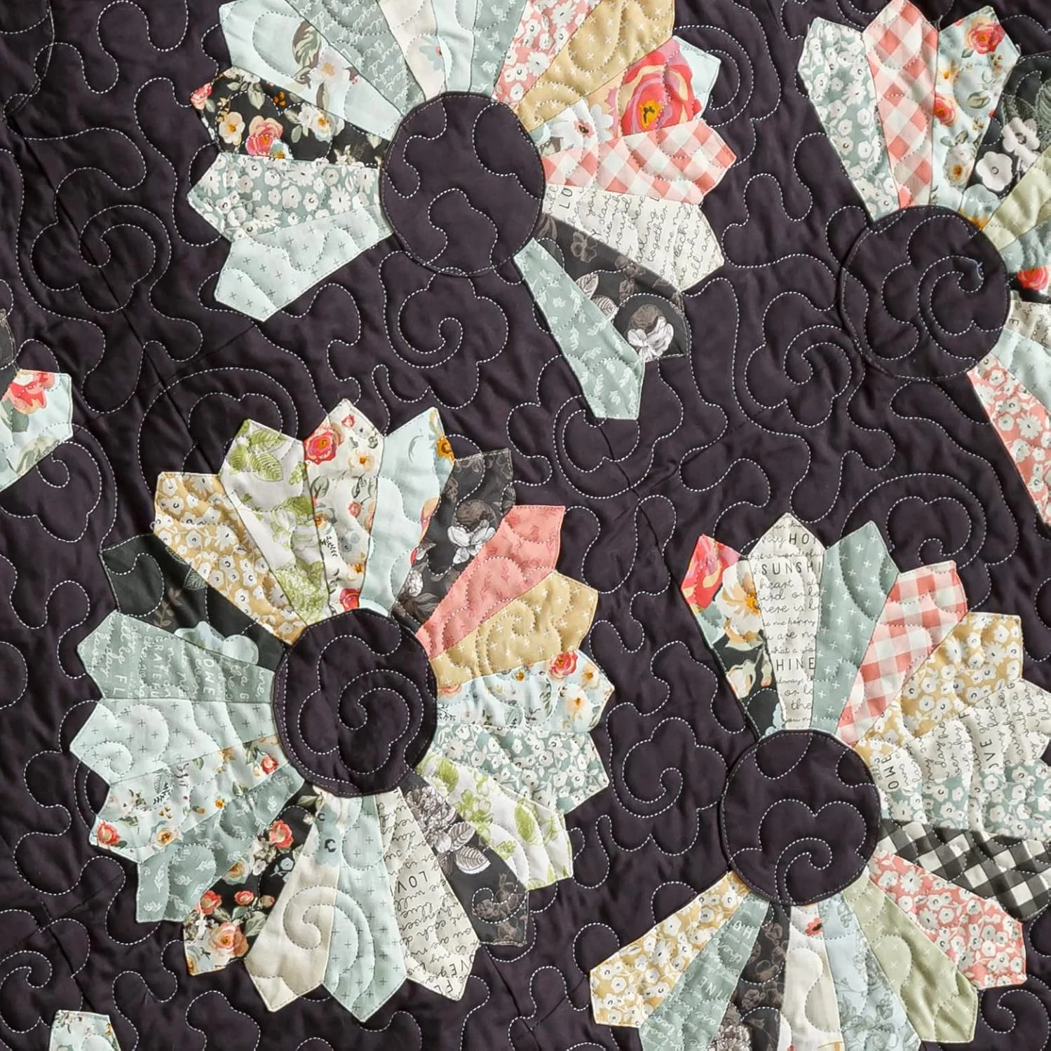 نخ خیاطی پنبه ای MISSOURI STAR QUILT CO. - نخ پنبه ای دو مرسریزه شده 50wt - نخ لحاف دوزی سنگین و همه منظوره 500 یارد در هر قرقره - لوازم خیاطی بسته نخ عاجی نخ خیاطی پنبه ای MISSOURI STAR QUILT CO. - نخ پنبه ای دو مرسریزه شده 50wt - نخ لحاف دوزی سنگین و همه منظوره 500 یارد در هر قرقره - لوازم خیاطی بسته نخ عاجی