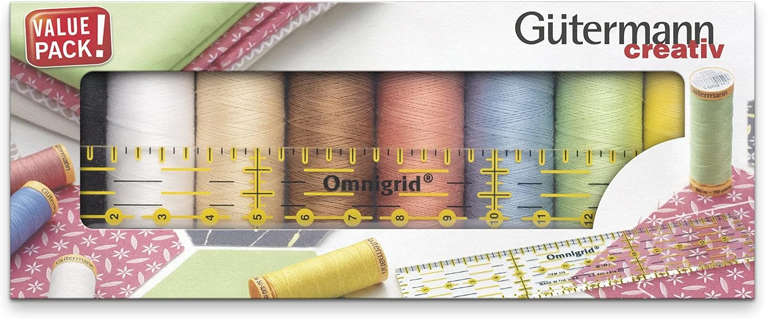 ست نخ خیاطی Gütermann creativ با 8 قرقره نخ پنبه ای C Ne 50 100 متری در رنگ های روشن + یک خط کش جهانی Omnigrid®، 3 × 15 سانتی متر ست نخ خیاطی Gütermann creativ با 8 قرقره نخ پنبه ای C Ne 50 100 متری در رنگ های روشن + یک خط کش جهانی Omnigrid®، 3 × 15 سانتی متر