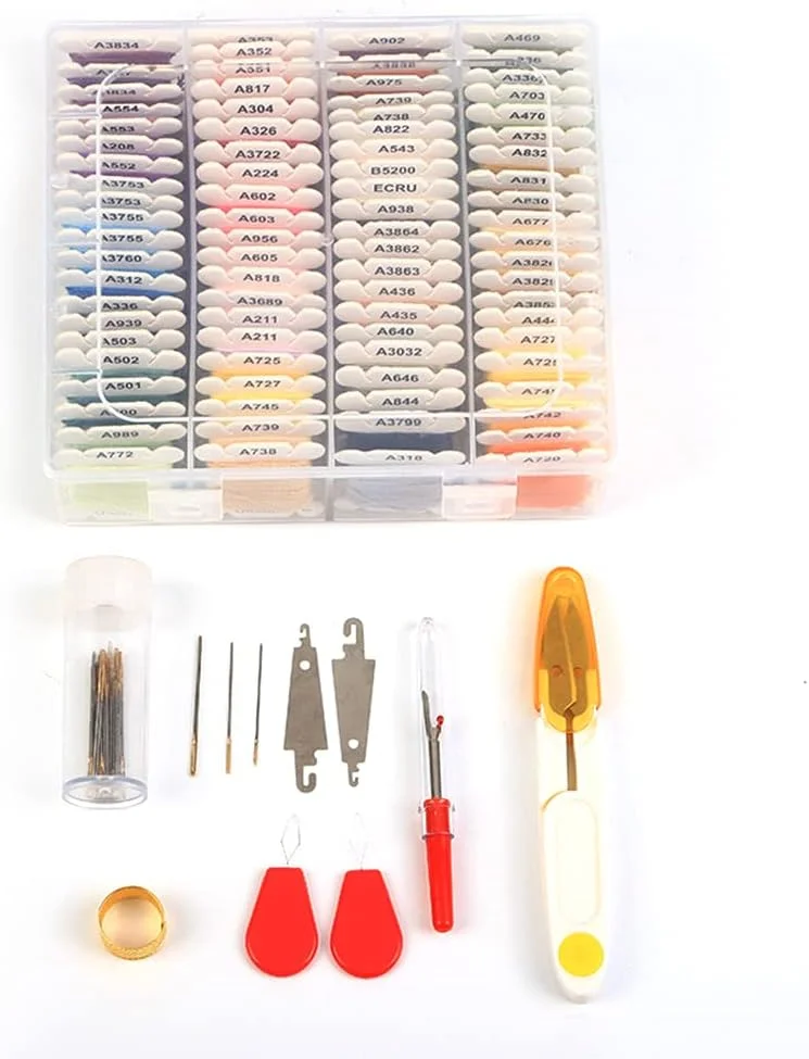 نخ های CENPEK با 80 ماسوره، نخ های گلدوزی پنبه ای نخ های کوک متقاطع، نخ های رنگین کمانی صنایع دستی نخ های ملیله دوزی، نخ های دستبند دوستی با جعبه نگهداری و ماسوره های علامت گذاری برای DIY