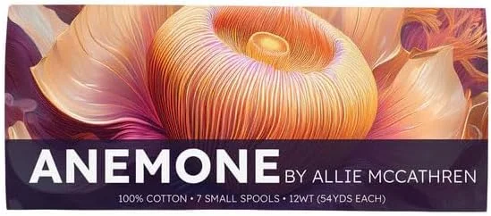 مجموعه طراحان آوریفیل، 7 قرقره کوچک نخ 100% پنبه 12wt (هر کدام 54 یارد) AM12AC7 - Anemone اثر Allie McCathren - ساخت ایتالیا