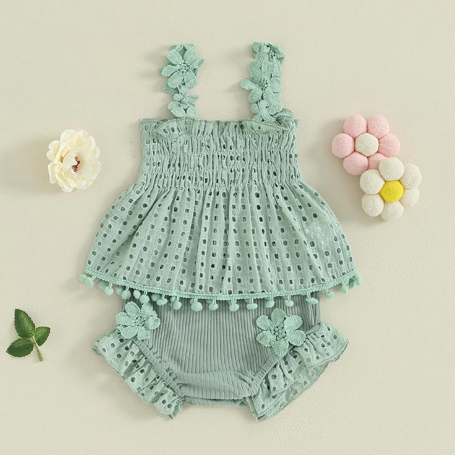 ست لباس تابستانی 2 تکه دخترانه نوزاد LYSINK، شامل تاپ های بدون آستین طرح دار و شورت های چین دار کشی ست لباس تابستانی 2 تکه دخترانه نوزاد LYSINK، شامل تاپ های بدون آستین طرح دار و شورت های چین دار کشی