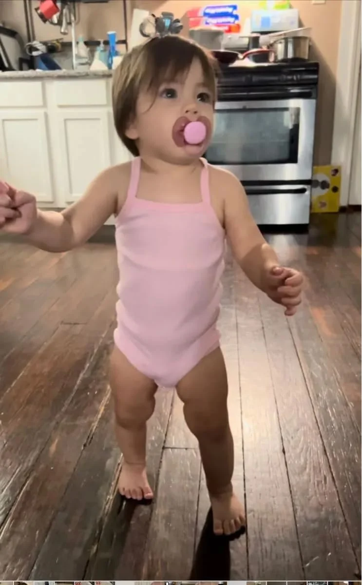 لباس سرهمی رکابی نوزاد دخترانه Derouetkia، تاپ بدون آستین، رنگ ثابت، 3 تکه