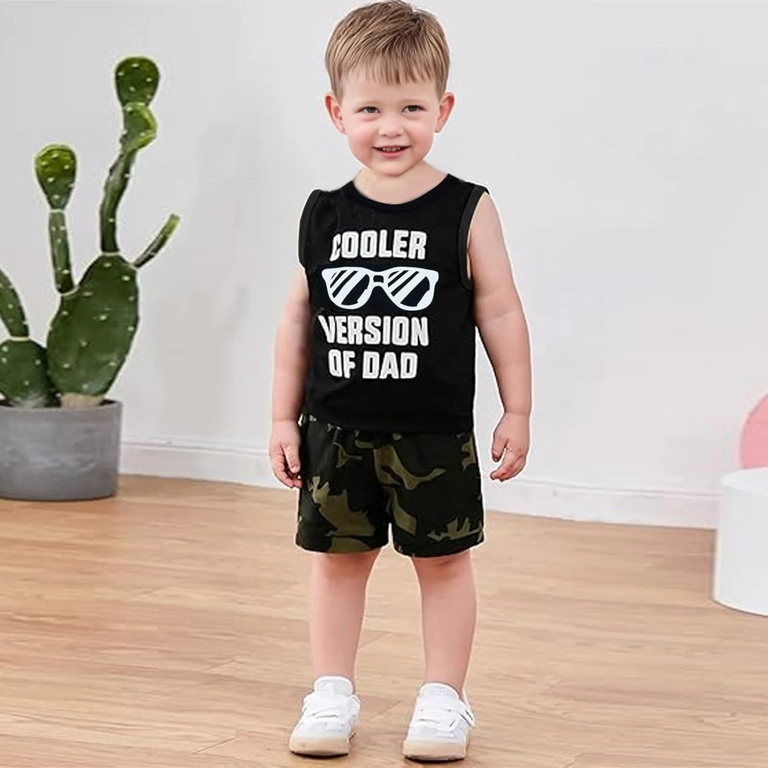 ست لباس تابستانی پسرانه BOVOSHA، تاپ رکابی طرح دار + شورت استتار ست لباس تابستانی پسرانه BOVOSHA، تاپ رکابی طرح دار + شورت استتار