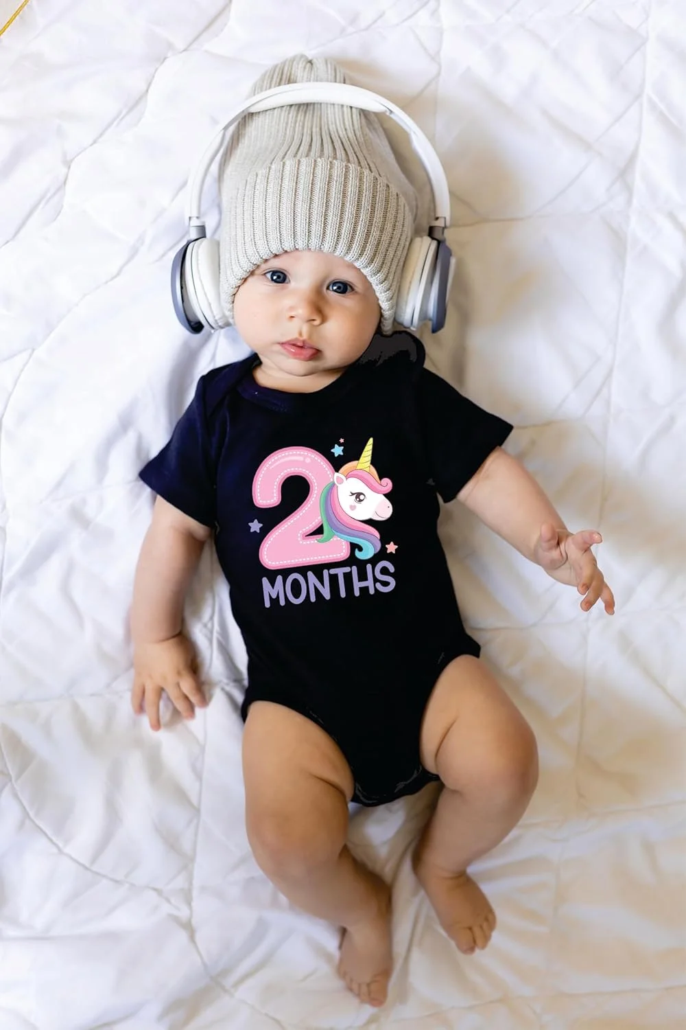 رامپر نوزادی پنبه ای طرح ماهانه لیلی پاپ، مناسب دو ماهگی، لباس یکسره نوزاد، لباس عکس برداری نوزاد دختر پسر. رامپر نوزادی پنبه ای طرح ماهانه لیلی پاپ، مناسب دو ماهگی، لباس یکسره نوزاد، لباس عکس برداری نوزاد دختر پسر.