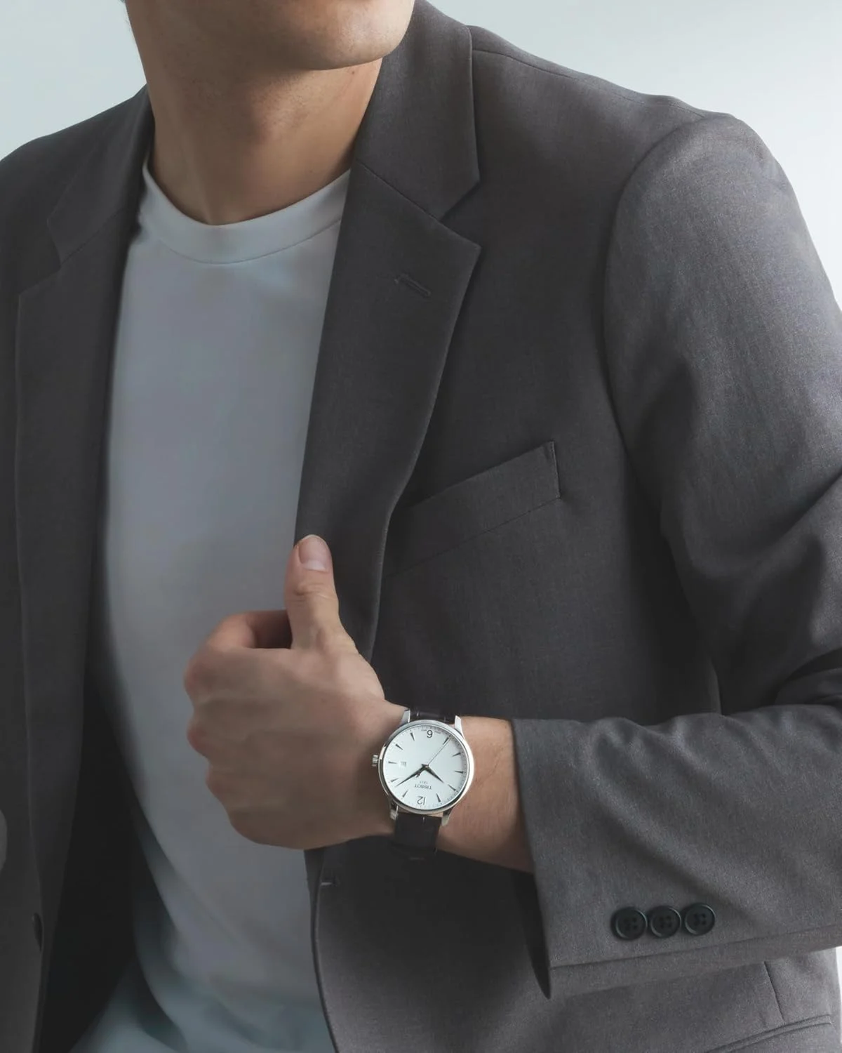 ساعت مچی مردانه تیسوت مدل Tissot Tradition استیل ضد زنگ قهوه ای T0636101603700 ساعت مچی مردانه تیسوت مدل Tissot Tradition استیل ضد زنگ قهوه ای T0636101603700