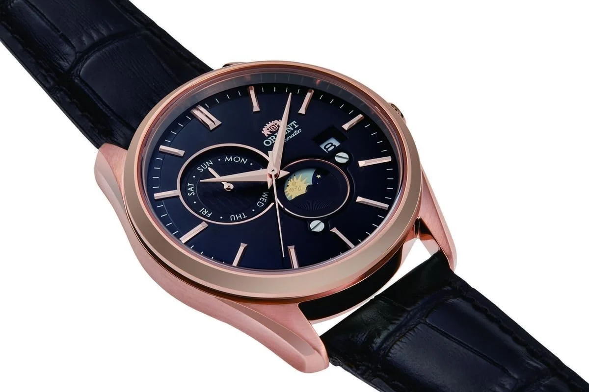 ساعت مچی مردانه اتوماتیک آنالوگ اورینت RAAK0309 Sun & Moon Gen 5 با قاب 41.5 میلی متری طلایی/مشکی ساعت مچی مردانه اتوماتیک آنالوگ اورینت RAAK0309 Sun & Moon Gen 5 با قاب 41.5 میلی متری طلایی/مشکی
