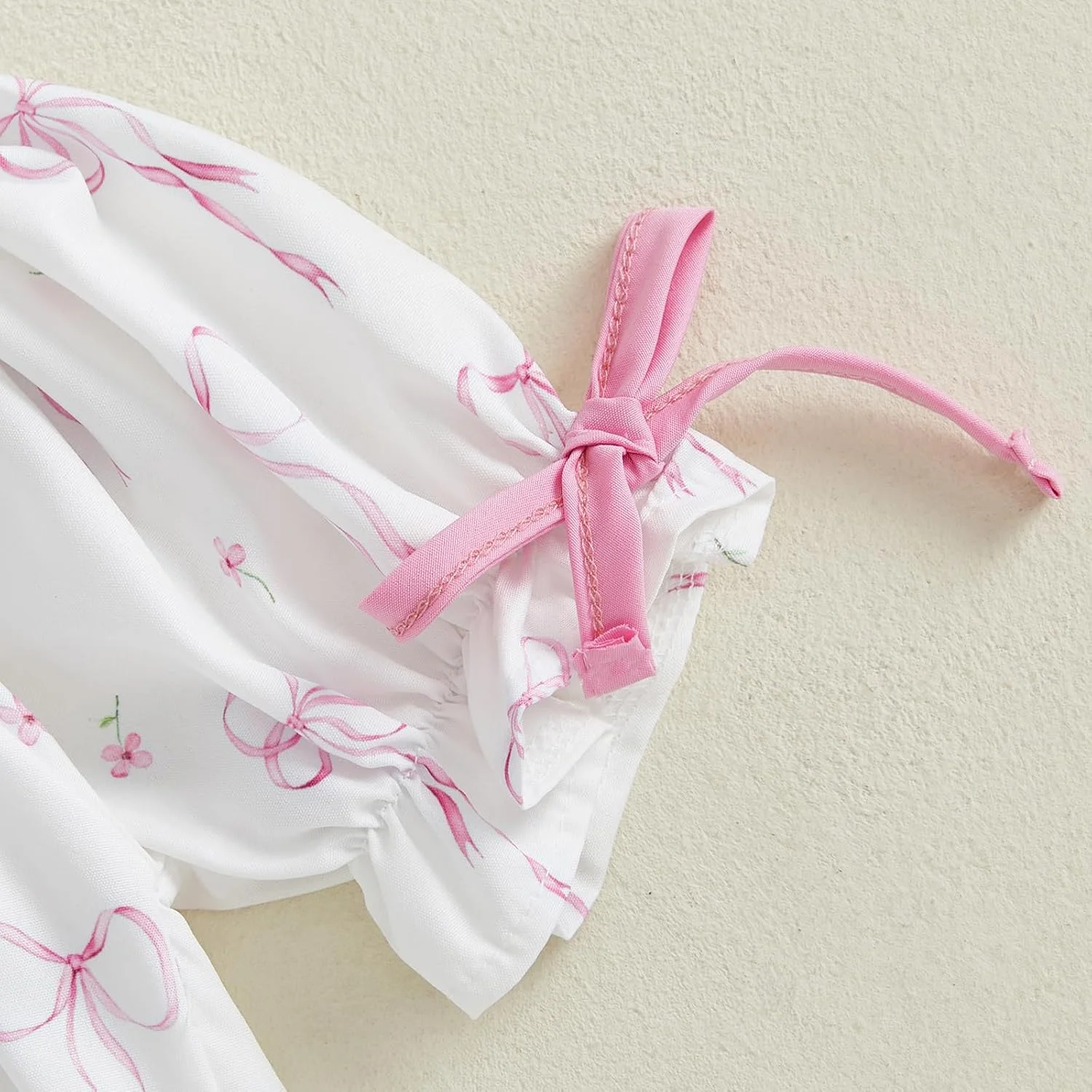 لباس تولد یک سالگی نوزاد دخترانه، لباس با طرح پاپیون، رامپر آستین کوتاه اسموکد، تاپ سرهمی لباس تولد یک سالگی نوزاد دخترانه، لباس با طرح پاپیون، رامپر آستین کوتاه اسموکد، تاپ سرهمی