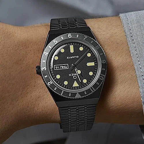 Timex Men's Analogue Watch Q Reissue with Stainless Steel Strap