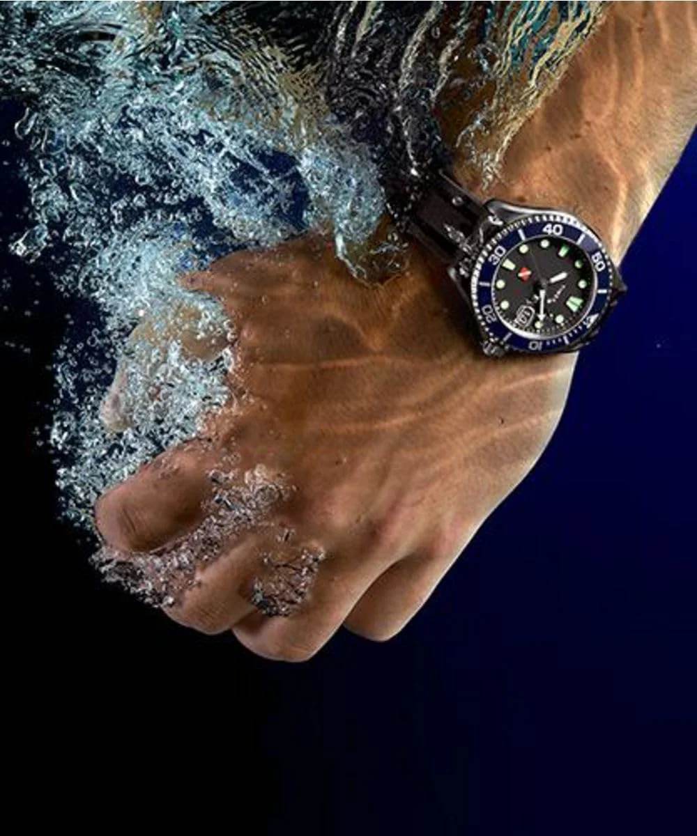 ساعت مچی مردانه اتوماتیک Timex Tiburón با بند لاستیکی ساعت مچی مردانه اتوماتیک Timex Tiburón با بند لاستیکی