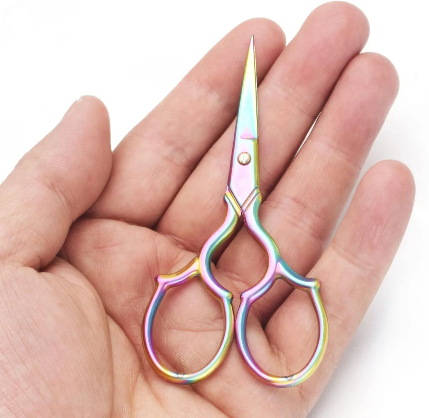 قیچی گلدوزی یوتونر - قیچی خیاطی تیز استیل ضد زنگ برای صنایع دستی DIY، کارهای هنری، سوزن دوزی، کوک متقاطع (رنگین کمان - 3.7 اینچ) قیچی گلدوزی یوتونر - قیچی خیاطی تیز استیل ضد زنگ برای صنایع دستی DIY، کارهای هنری، سوزن دوزی، کوک متقاطع (رنگین کمان - 3.7 اینچ)