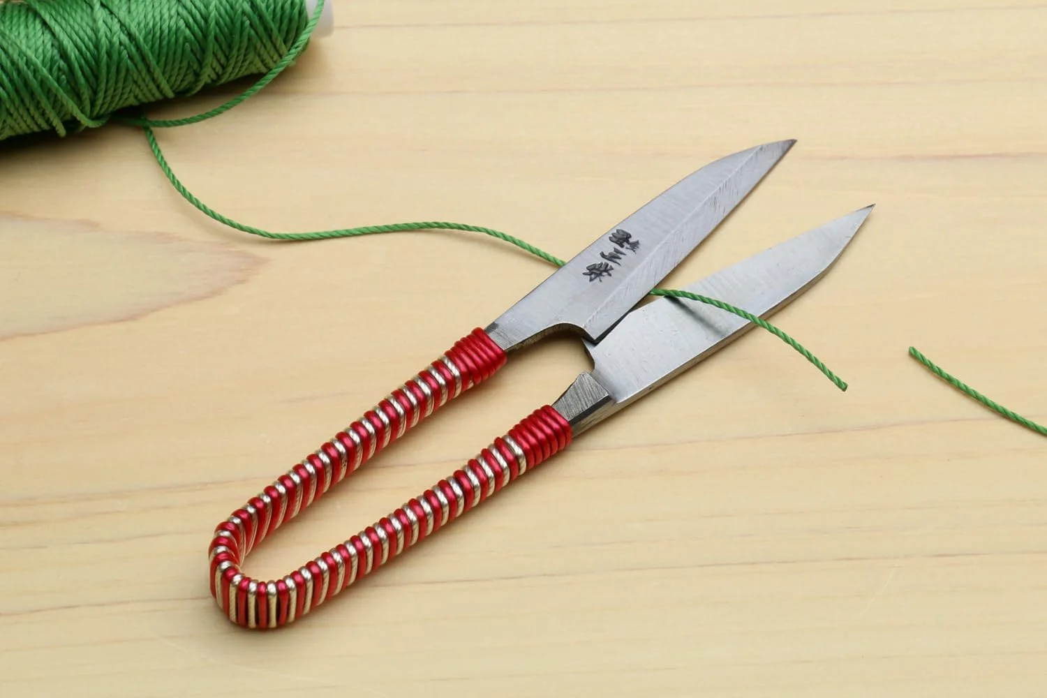 قیچی نیگیری هاسامی یوشیهیرو (قیچی خیاطی) 120 میلی متر ساخت ژاپن