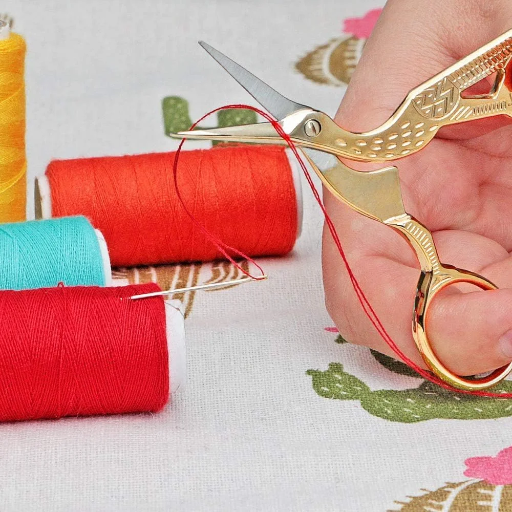 قیچی گلدوزی YANGWEN، 2 عدد قیچی گلدوزی طرح لک لک، قیچی خیاطی لک لک استیل ضد زنگ، قیچی های قدیمی مناسب برای صنایع دستی، گلدوزی، خیاطی، کاردستی DIY قیچی گلدوزی YANGWEN، 2 عدد قیچی گلدوزی طرح لک لک، قیچی خیاطی لک لک استیل ضد زنگ، قیچی های قدیمی مناسب برای صنایع دستی، گلدوزی، خیاطی، کاردستی DIY