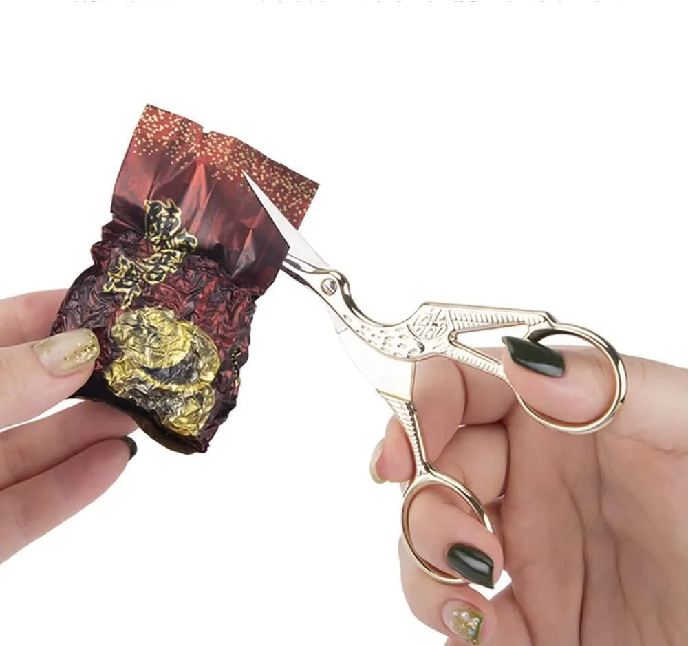 قیچی گلدوزی YANGWEN، 2 عدد قیچی گلدوزی طرح لک لک، قیچی خیاطی لک لک استیل ضد زنگ، قیچی های قدیمی مناسب برای صنایع دستی، گلدوزی، خیاطی، کاردستی DIY قیچی گلدوزی YANGWEN، 2 عدد قیچی گلدوزی طرح لک لک، قیچی خیاطی لک لک استیل ضد زنگ، قیچی های قدیمی مناسب برای صنایع دستی، گلدوزی، خیاطی، کاردستی DIY