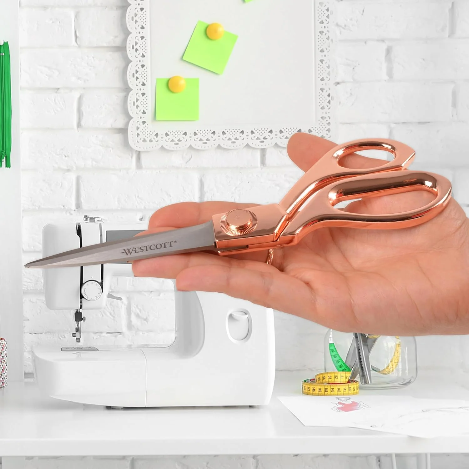 قیچی استیل رزگلد 20.3 سانتی متری وستکات مدل 16968 مناسب برای دفتر و خانه قیچی استیل رزگلد 20.3 سانتی متری وستکات مدل 16968 مناسب برای دفتر و خانه