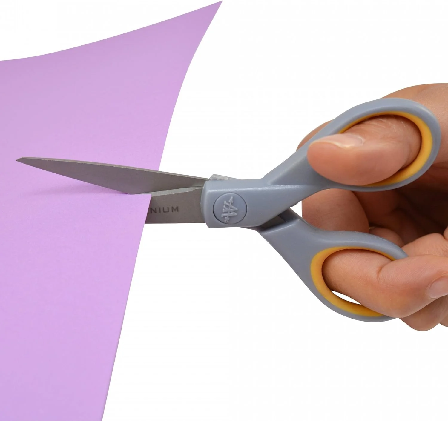 قیچی کاردستی 13 سانتیمتری نوک تیز وستکات مدل 13525 با روکش تیتانیوم و دستههای نرم، خاکستری/زرد قیچی کاردستی 13 سانتیمتری نوک تیز وستکات مدل 13525 با روکش تیتانیوم و دستههای نرم، خاکستری/زرد