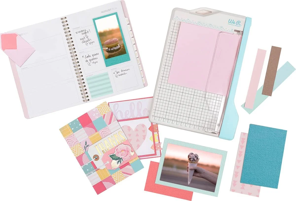 ابزار دستی We R Memory Keepers - گیوتین کوچک برش کاغذ ابزار دستی We R Memory Keepers - گیوتین کوچک برش کاغذ