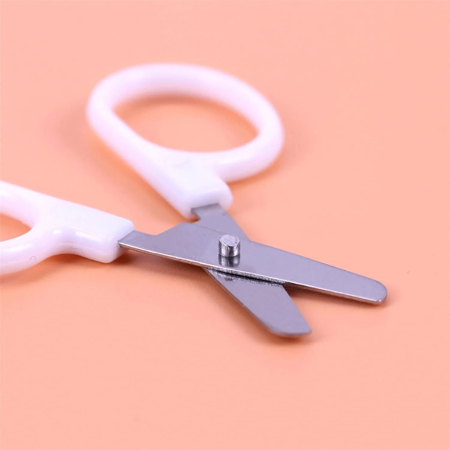 قیچی همه کاره WANAM، 5 عددی، مینی استیل ضد زنگ، قیچی خانگی، قیچی برش کاغذ اداری، قیچی تیز، ابزار برش قیچی DIY دانشجویی قیچی همه کاره WANAM، 5 عددی، مینی استیل ضد زنگ، قیچی خانگی، قیچی برش کاغذ اداری، قیچی تیز، ابزار برش قیچی DIY دانشجویی