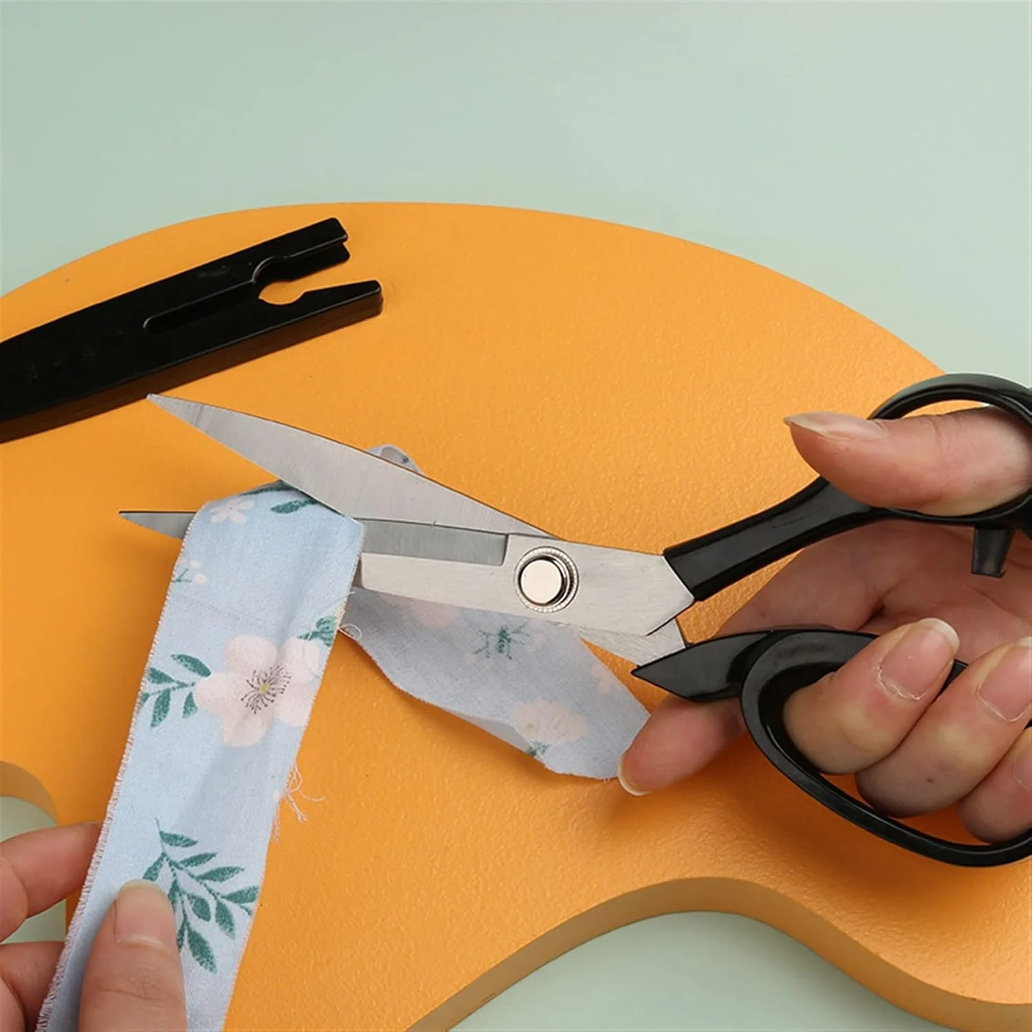 قیچی همه کاره WANAM، قیچی خیاطی، قیچی پارچه، چرم، خیاطی، قیچی صنایع دستی، لوازم خیاطی (رنگ: Hortel) قیچی همه کاره WANAM، قیچی خیاطی، قیچی پارچه، چرم، خیاطی، قیچی صنایع دستی، لوازم خیاطی (رنگ: Hortel)