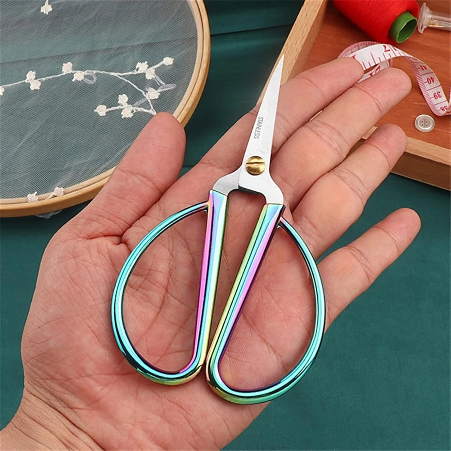 قیچی وانام، قیچی همه کاره، قیچی نخ سوزن، قیچی خیاطی، نخ کوک، نخ گلدوزی، ابزار پارچه دوزی قیچی وانام، قیچی همه کاره، قیچی نخ سوزن، قیچی خیاطی، نخ کوک، نخ گلدوزی، ابزار پارچه دوزی