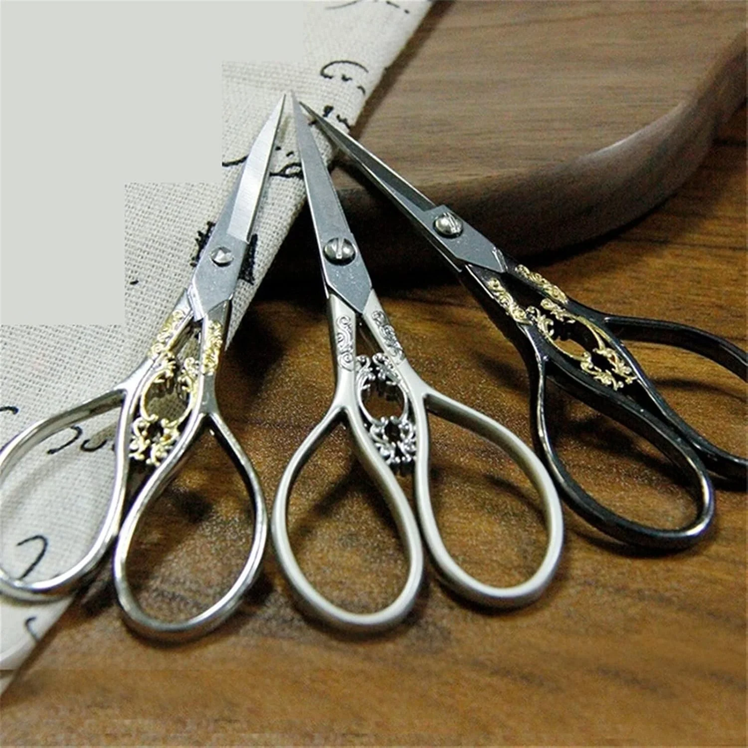 قیچی همه کاره WANAM، قیچی آرنجی گلدوزی برای سوزن دوزی، بخیه متقاطع، قیچی خیاطی، قیچی کوچک خیاطی قیچی همه کاره WANAM، قیچی آرنجی گلدوزی برای سوزن دوزی، بخیه متقاطع، قیچی خیاطی، قیچی کوچک خیاطی