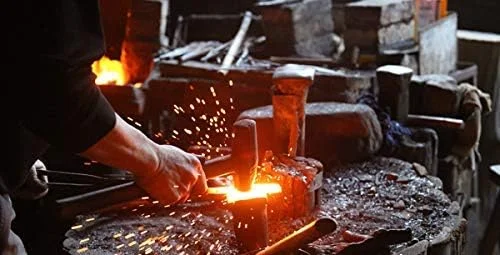 قیچی چند منظوره 8 اینچی VIUJUH، 100% دست ساز با فولاد تیز، محصول شهر باستانی با قدمت از سال 1926 برای دفتر، آشپزخانه، هدیه خانه نویی، گلدوزی و استفاده عمومی در فضای باز قیچی چند منظوره 8 اینچی VIUJUH، 100% دست ساز با فولاد تیز، محصول شهر باستانی با قدمت از سال 1926 برای دفتر، آشپزخانه، هدیه خانه نویی، گلدوزی و استفاده عمومی در فضای باز