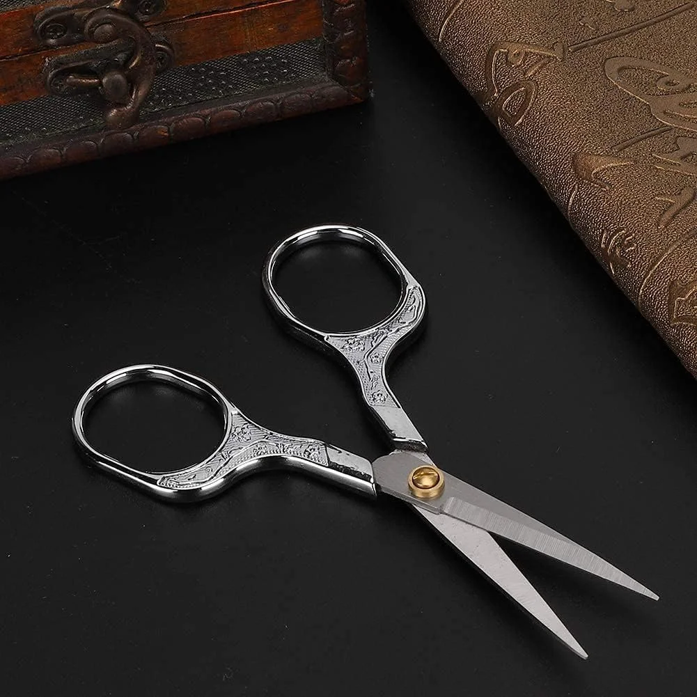 قیچی خیاطی طرح قدیمی 4.9 اینچی برای برش کوک، گلدوزی، خیاطی، کاردستی، هنر و ابزار DIY قیچی خیاطی طرح قدیمی 4.9 اینچی برای برش کوک، گلدوزی، خیاطی، کاردستی، هنر و ابزار DIY