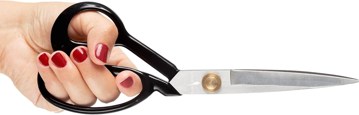 قیچی خیاطی فوق العاده تیز + چاقوی کاردستی رایگان - قیچی های حرفه ای سنگین 9 اینچی - قیچی همه منظوره: اداری و صنایع دستی، ایده آل برای خیاط، خیاط ها، لباس دوزها، دانشجویان، هنرمندان قیچی خیاطی فوق العاده تیز + چاقوی کاردستی رایگان - قیچی های حرفه ای سنگین 9 اینچی - قیچی همه منظوره: اداری و صنایع دستی، ایده آل برای خیاط، خیاط ها، لباس دوزها، دانشجویان، هنرمندان