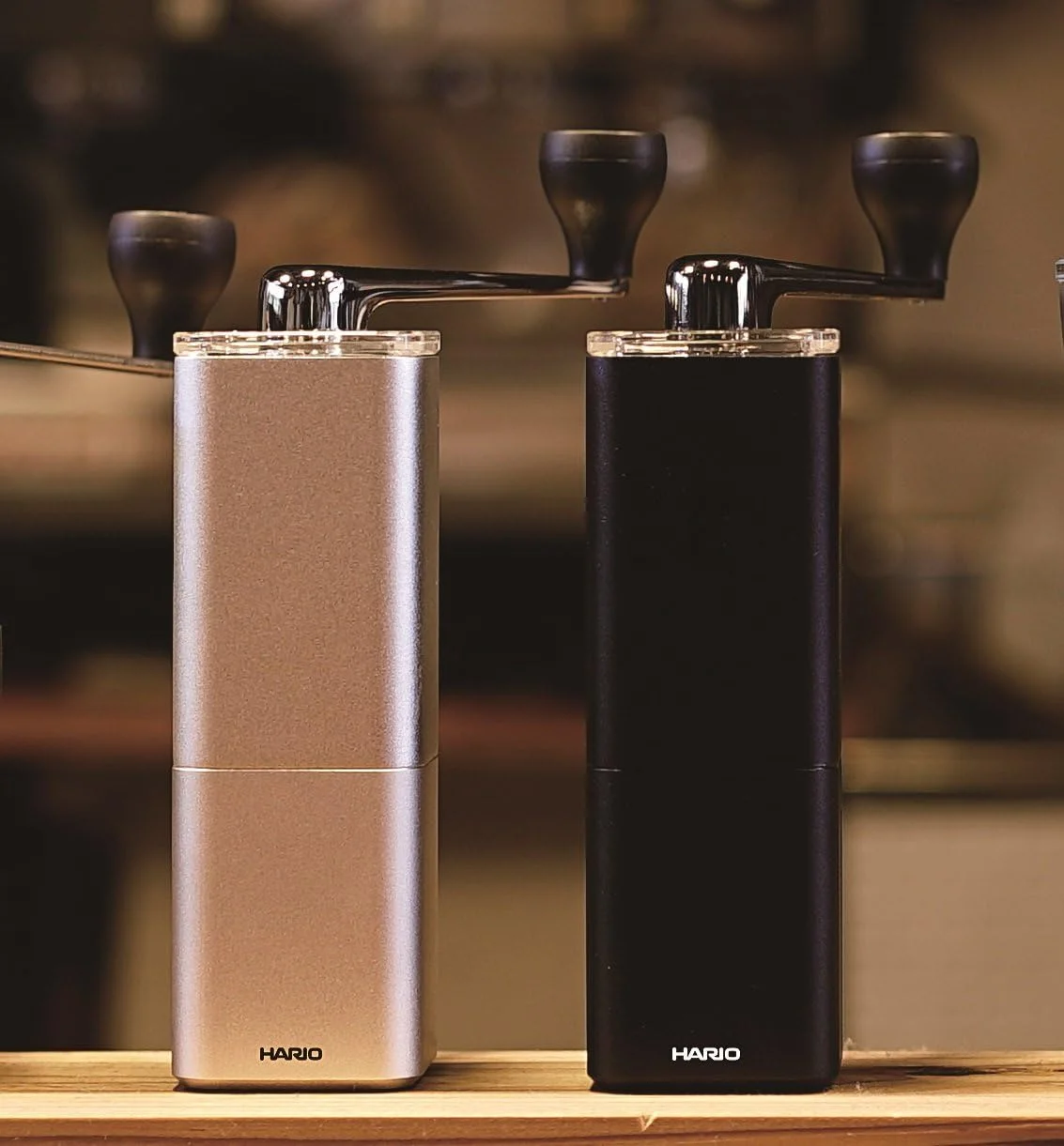 آسیاب قهوه سرامیکی هاریو "Prism"، نقره ای