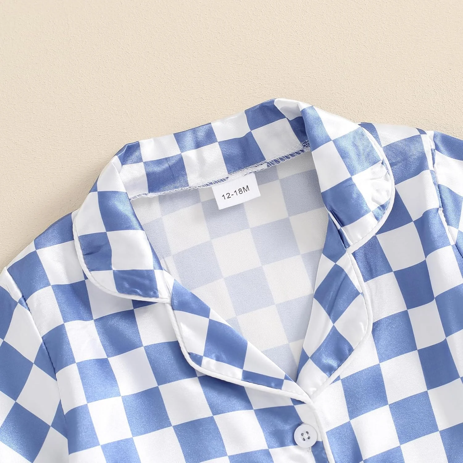 ست پیژامه دخترانه نوکپسدسیبی با طرح گل، آستین کوتاه، دکمهدار، شامل پیراهن و شورت، لباس راحتی بچگانه دو تکه ست پیژامه دخترانه نوکپسدسیبی با طرح گل، آستین کوتاه، دکمهدار، شامل پیراهن و شورت، لباس راحتی بچگانه دو تکه