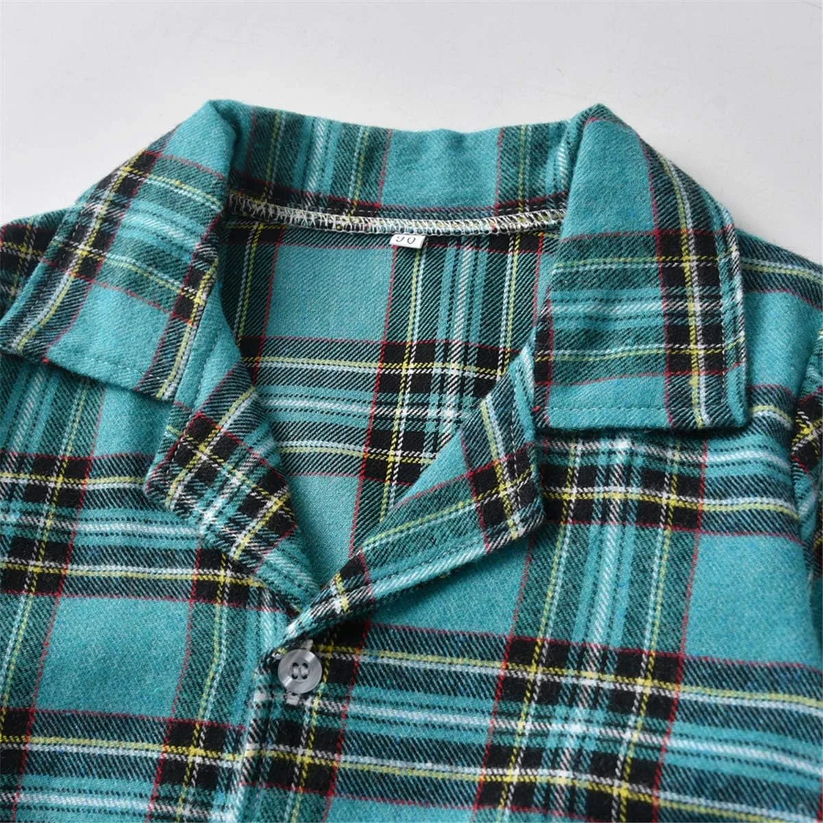 ست پیژامه چهارخانه بچگانه Schbbbta، لباس خواب دکمه دار دو تکه پسرانه/دخترانه، سبز، 18-24 ماهگی = تگ 100 ست پیژامه چهارخانه بچگانه Schbbbta، لباس خواب دکمه دار دو تکه پسرانه/دخترانه، سبز، 18-24 ماهگی = تگ 100