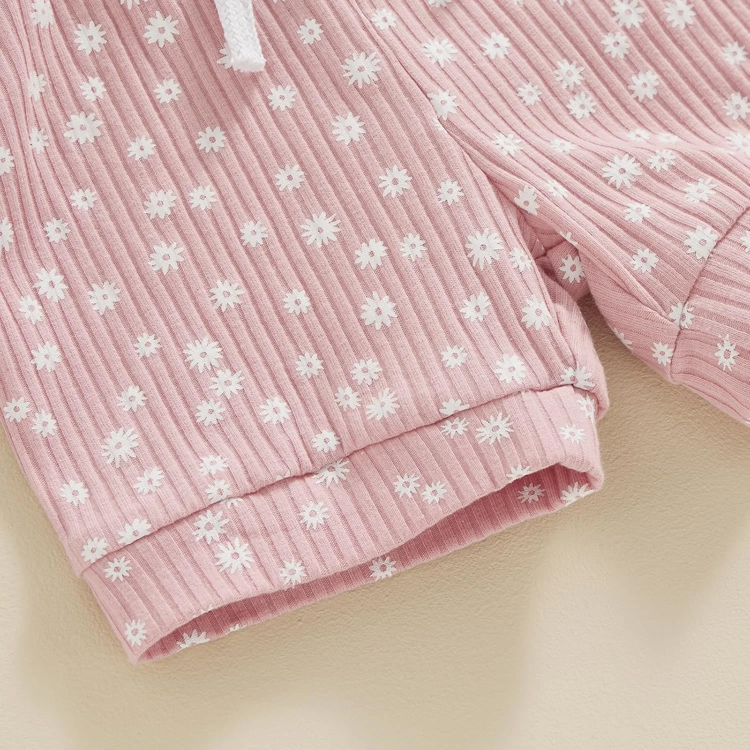 ست لباس تابستانی نوزاد دخترانه ZZLBUF شامل رامپر آستین کوتاه طرح گلدار، شورت و هدبند 3 تکه، مناسب 0 تا 18 ماه ست لباس تابستانی نوزاد دخترانه ZZLBUF شامل رامپر آستین کوتاه طرح گلدار، شورت و هدبند 3 تکه، مناسب 0 تا 18 ماه