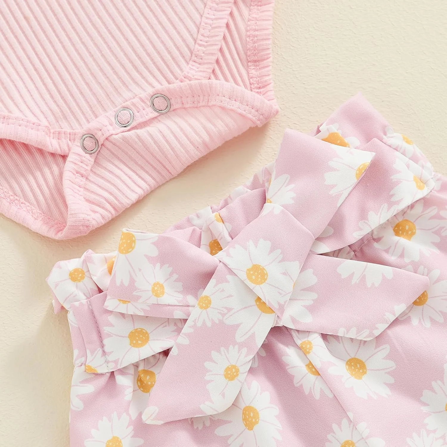 ست لباس نوزادی دخترانه ZZLBUF، رامپر آستین بلند کبریتی، شلوار طرح گل و تل سر، لباس 3 تکه مناسب پاییز ست لباس نوزادی دخترانه ZZLBUF، رامپر آستین بلند کبریتی، شلوار طرح گل و تل سر، لباس 3 تکه مناسب پاییز