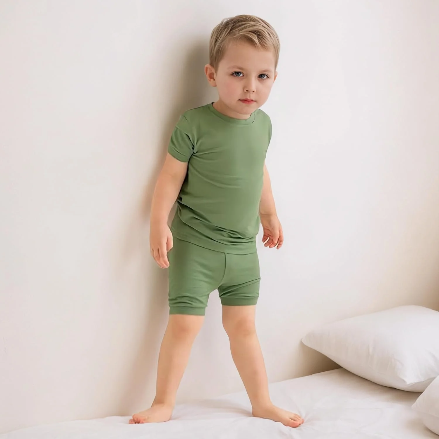 ست پیژامه آستین کوتاه دخترانه و پسرانه نوپا لباس خواب 2 تکه لباس راحتی تابستانی مناسب و خنک تی شرت و شورت نخی