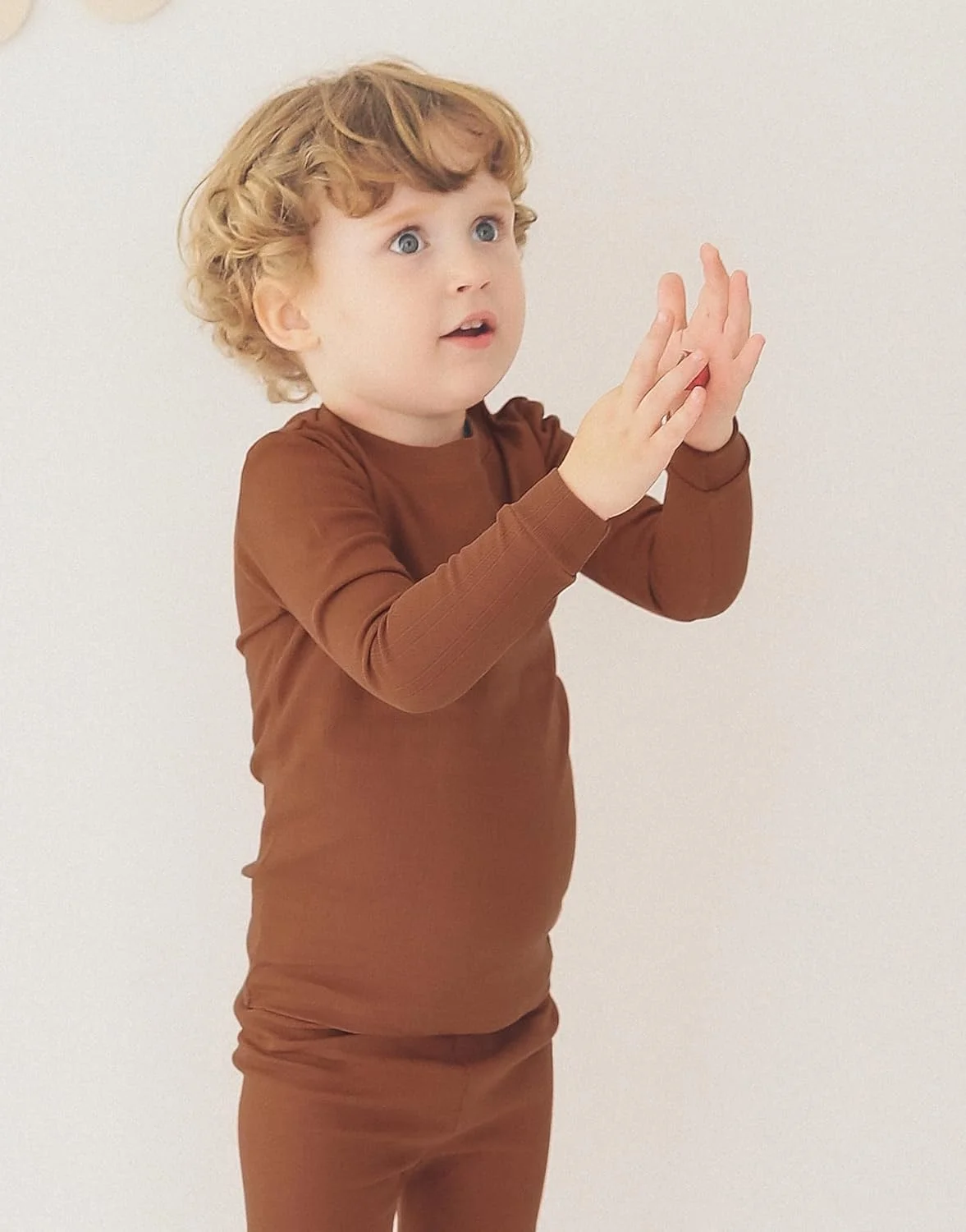 ست لباس خواب کودک VAENAIT BABY 6M-12Y با بافت ژاکارد، فوق العاده نرم، سبک وزن، تنفس پذیر، از جنس مودال و پنبه ست لباس خواب کودک VAENAIT BABY 6M-12Y با بافت ژاکارد، فوق العاده نرم، سبک وزن، تنفس پذیر، از جنس مودال و پنبه