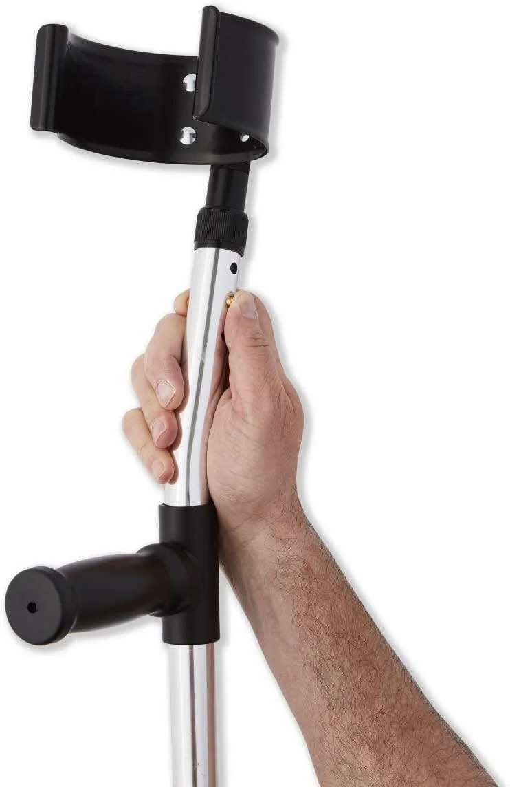 عصای زیر بغل آلومینیومی Medline، ظرفیت وزنی 300 پوند، بزرگسال قد بلند (5 فوت 10 اینچ - 6 فوت 6 اینچ)، 1 جفت