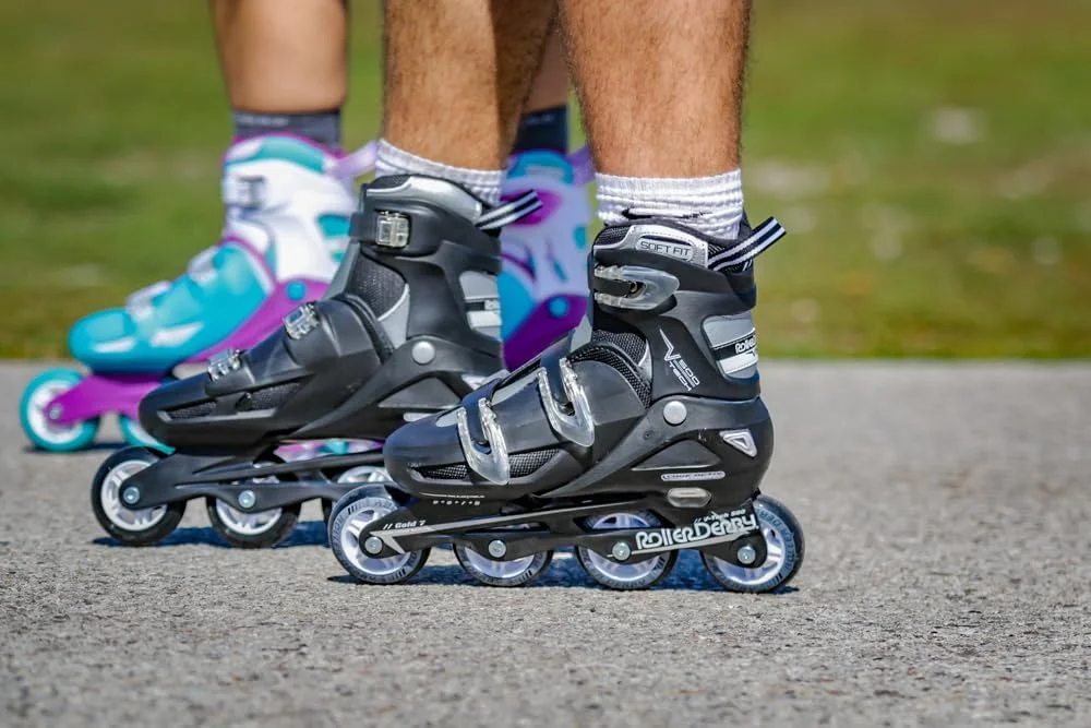 اسکیت های اینلاین Roller Derby Vtech/Cobra با سایز قابل تنظیم برای کودکان، نوجوانان و بزرگسالان اسکیت های اینلاین Roller Derby Vtech/Cobra با سایز قابل تنظیم برای کودکان، نوجوانان و بزرگسالان