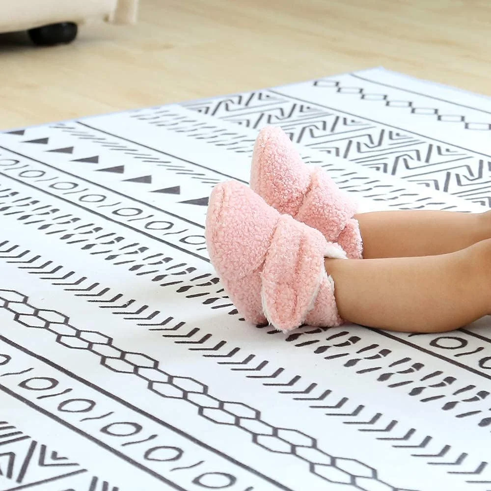 Ohwawadi دمپایی نوزادی پسرانه دخترانه، پاپوش های پشمی نرم و راحت، جوراب های کارتونی گرم با زیره نرم، کفش های تخت نوزادی