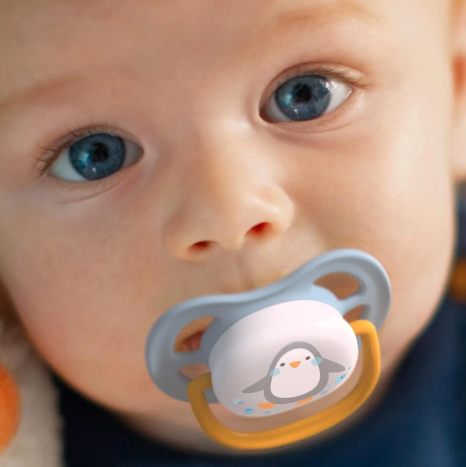 پستانک الترا ایر اونت فیلیپس، 6-18 ماه، ارتودنسی و 0% BPA، 2 عدد، با جعبه استریل و حمل، SCF080/18