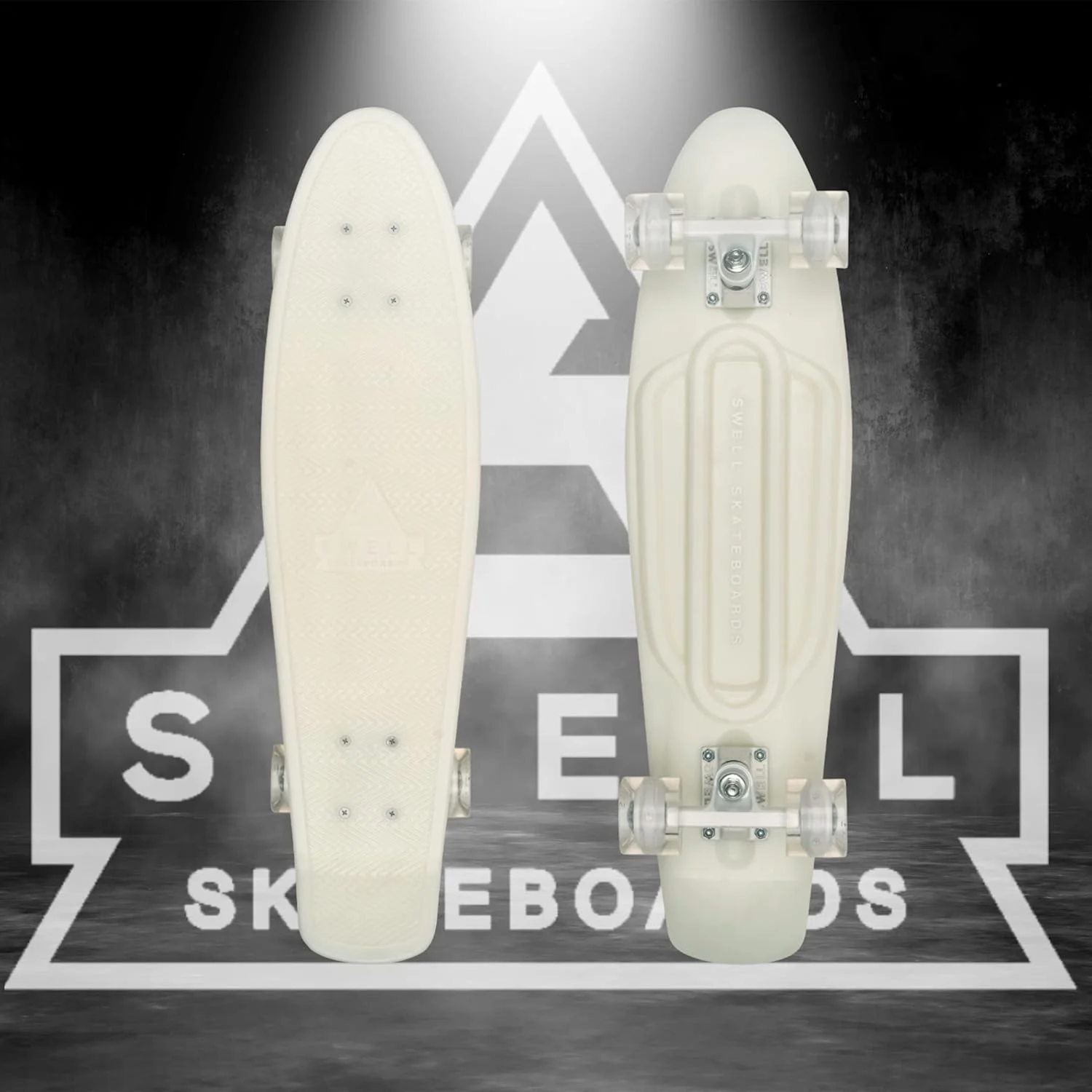 اسکیت برد کامل مینی کروزر پلاستیکی یکپارچه Swell Skateboards در اندازه های 22 و 28 اینچ برای مبتدیان، پسران، دختران، جوانان، نوجوانان، بزرگسالان و دانشجویان.