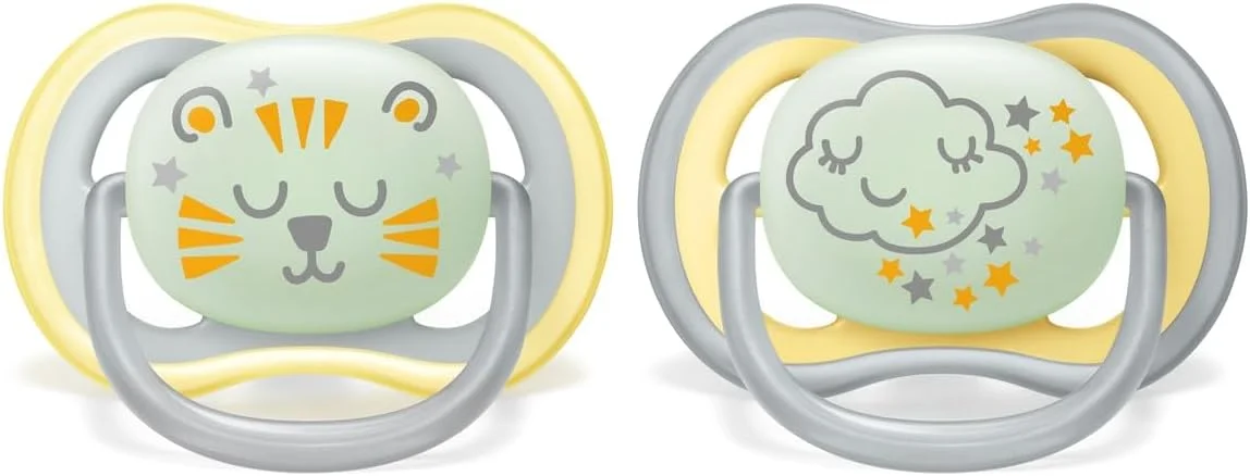 پستانک شب‌تاب الترا ایر اونت فیلیپس - بسته 2 عددی، فاقد BPA، دارای قابلیت تنفس و درخشان در تاریکی برای نوزادان 18+ ماه، شامل جعبه حمل و استریل، طرح ابر/ببر