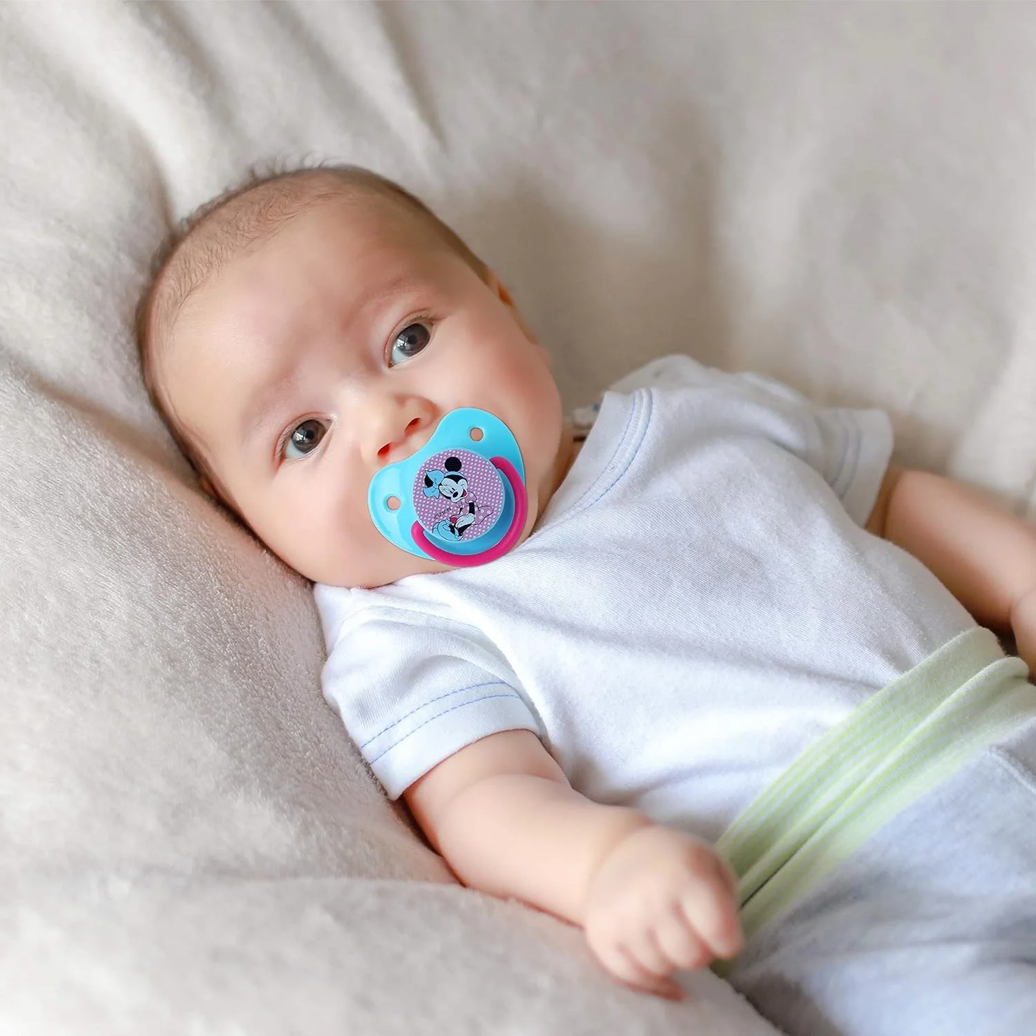 پستانک کودک دیزنی، مدل سرگرم کننده مینی موس، چند رنگ پستانک کودک دیزنی، مدل سرگرم کننده مینی موس، چند رنگ