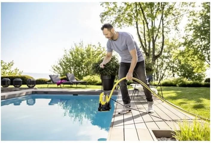 پمپ شناور سنسور سطح صاف Karcher SP 17,000 با نرخ جریان 17000 لیتر در ساعت، حداکثر عمق غوطه وری 7 متر برای آب کثیف با ذرات تا اندازه 5 میلی متر، ارتفاع آب باقیمانده: 1 میلی متر پمپ شناور سنسور سطح صاف Karcher SP 17,000 با نرخ جریان 17000 لیتر در ساعت، حداکثر عمق غوطه وری 7 متر برای آب کثیف با ذرات تا اندازه 5 میلی متر، ارتفاع آب باقیمانده: 1 میلی متر