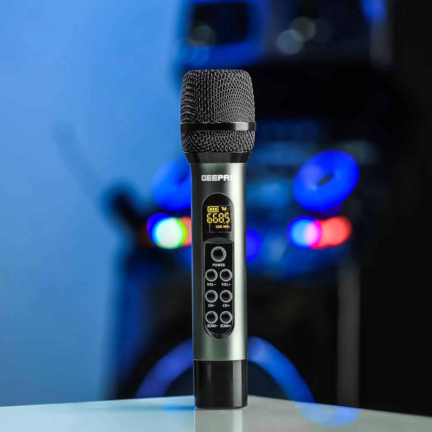 میکروفون بی سیم UHF جیپاس مدل GMP15014 | صدا با کیفیت و نویز کم | انتخاب تا 30 فرکانس منحصر به فرد، برد موثر 30 متر | 2 سال گارانتی، مشکی متالیک